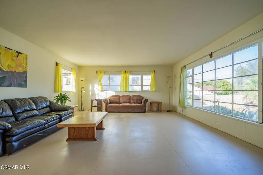 10901 Darling Road, Ventura, California 93004 home-pic-5