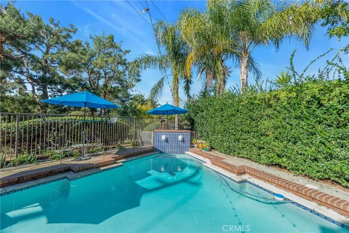 2085 Paseo Azul, San Dimas, California 91773