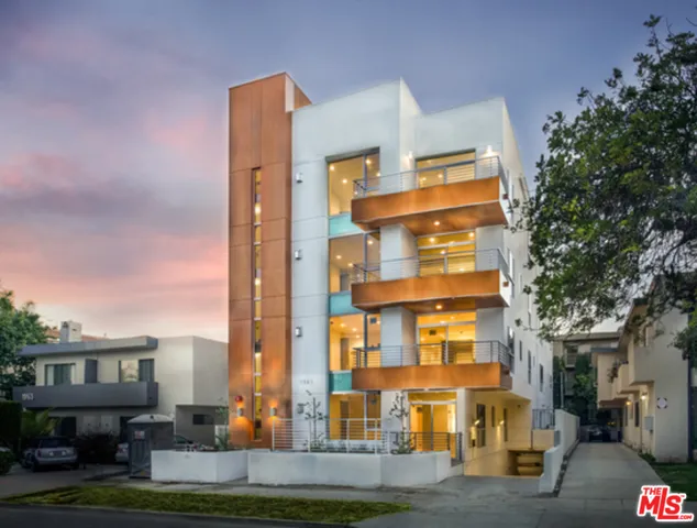 1945 Overland Avenue 101, Los Angeles, California 90025