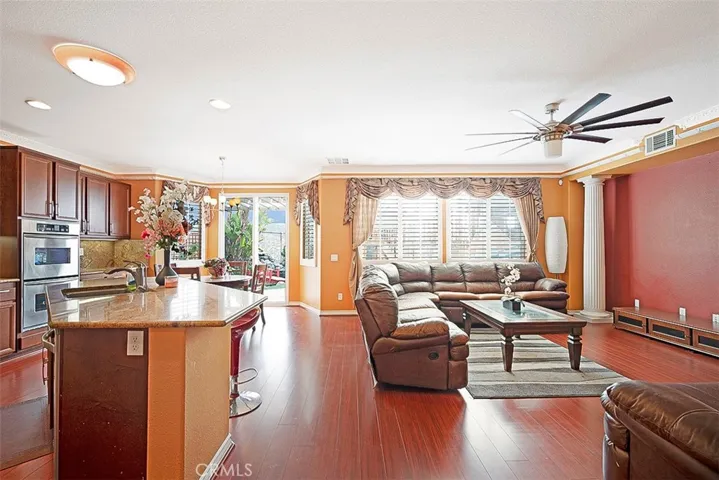 41007 Sunsprite Street, Lake Elsinore, California 92532