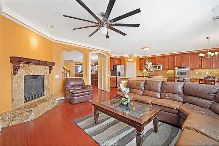 41007 Sunsprite Street, Lake Elsinore, California 92532