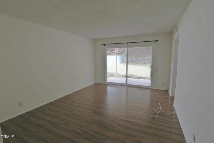 Master Bed 1
