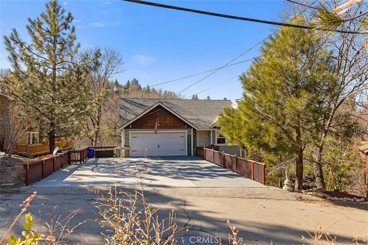 1302 Calgary Drive, Lake Arrowhead, California 92352