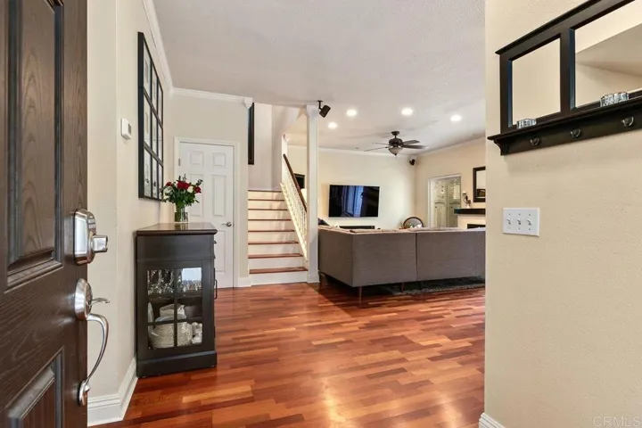 2437 Summerhill Drive, Encinitas, California 92024