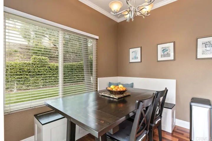 2437 Summerhill Drive, Encinitas, California 92024