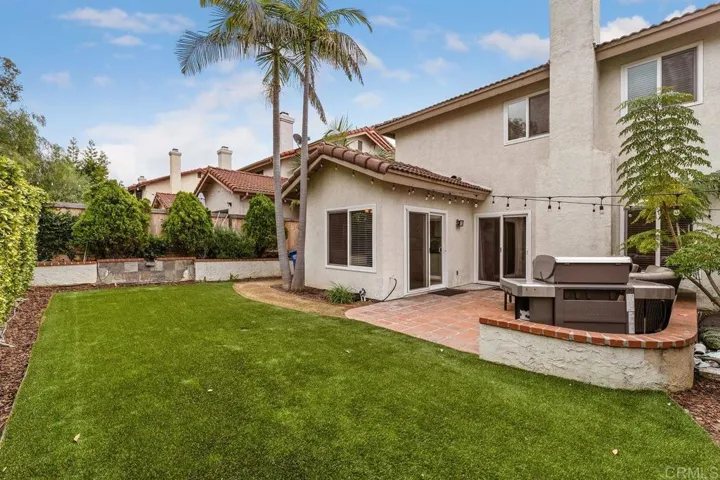 2437 Summerhill Drive, Encinitas, California 92024