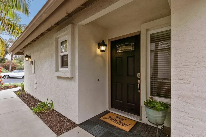 2437 Summerhill Drive, Encinitas, California 92024
