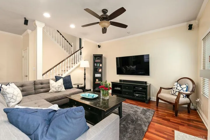 2437 Summerhill Drive, Encinitas, California 92024
