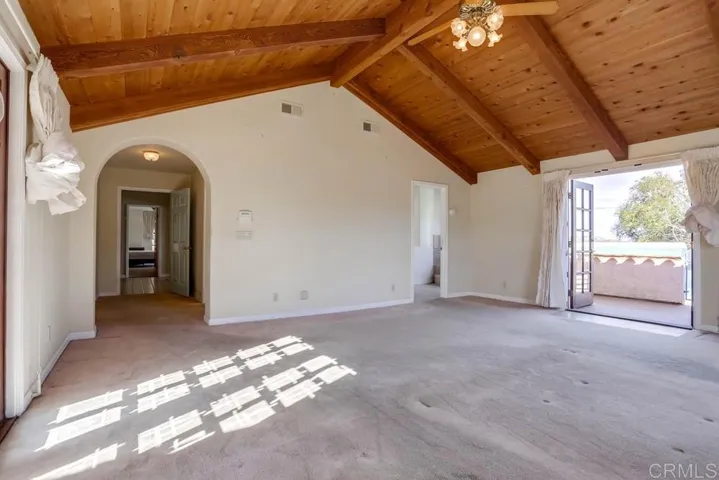 2448 Flametree Road, Vista, California 92084