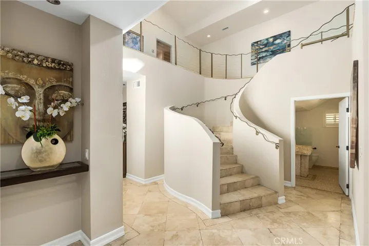 19 Lewis, Irvine, California 92620