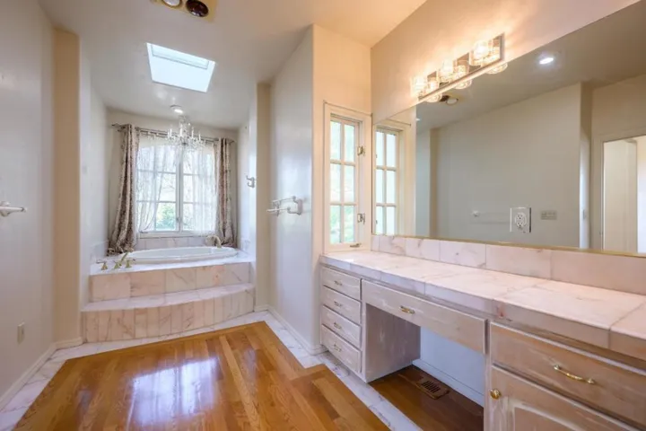 112 Sunset Terrace, Scotts Valley, California 95066