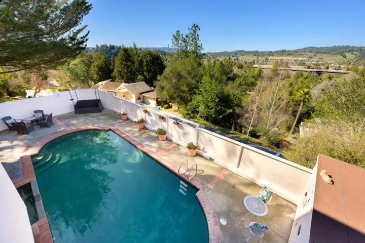 112 Sunset Terrace, Scotts Valley, California 95066