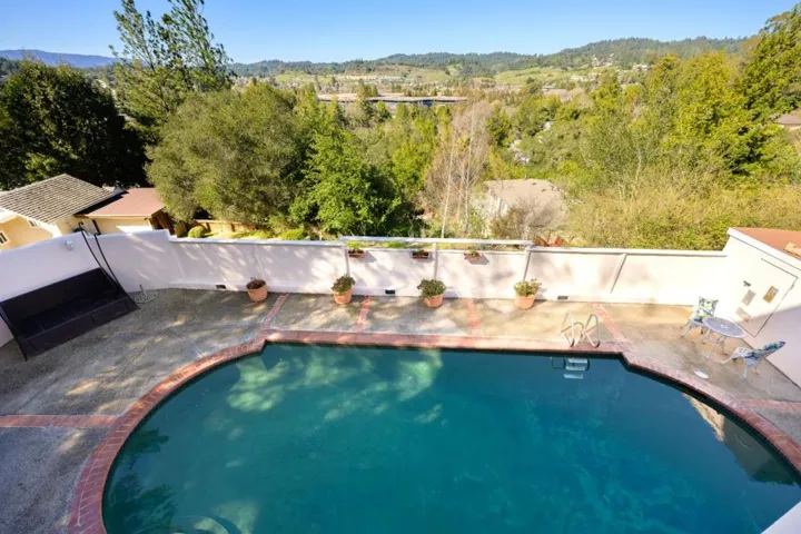 112 Sunset Terrace, Scotts Valley, California 95066