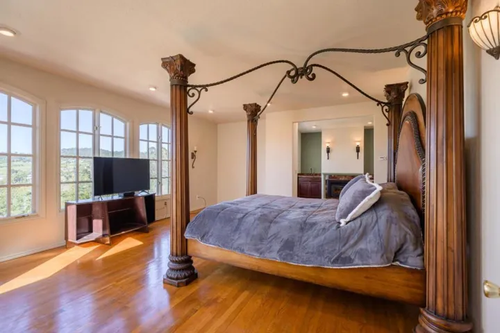 112 Sunset Terrace, Scotts Valley, California 95066