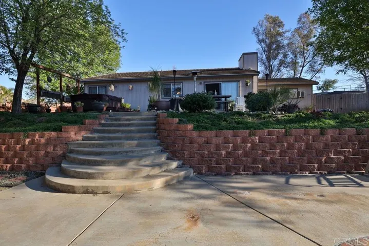 24934 Satusuma Court, Ramona, California 92065