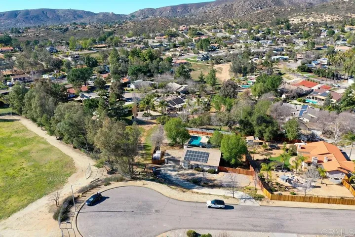 24934 Satusuma Court, Ramona, California 92065