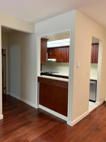 1435 Bellevue Avenue 104, Burlingame, California 94010