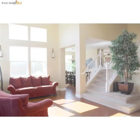 718 Flemish Court, Brentwood, California 94513