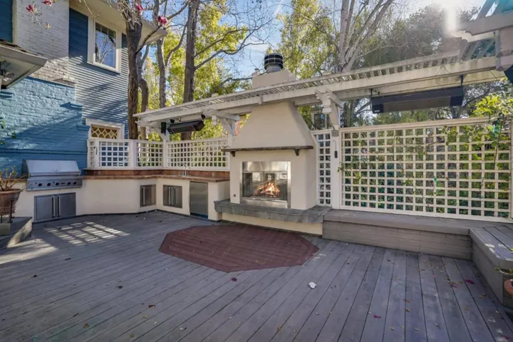 765 University Avenue, Palo Alto, California 94301