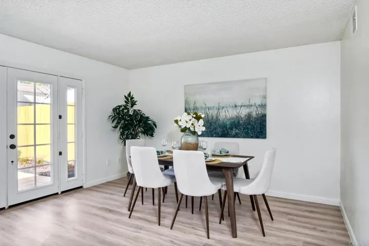 2743 Via Tulipan, Carlsbad, California 92010