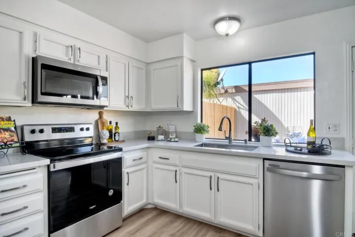 2743 Via Tulipan, Carlsbad, California 92010