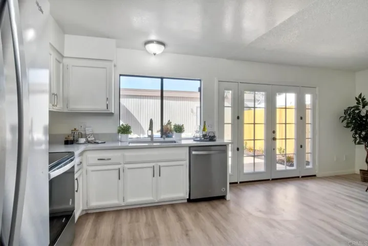 2743 Via Tulipan, Carlsbad, California 92010