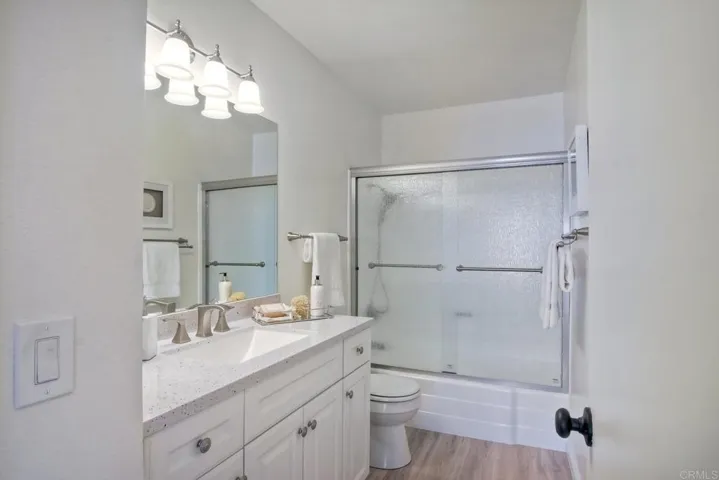 2743 Via Tulipan, Carlsbad, California 92010