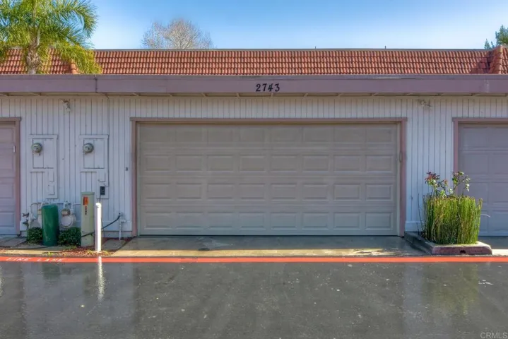 2743 Via Tulipan, Carlsbad, California 92010