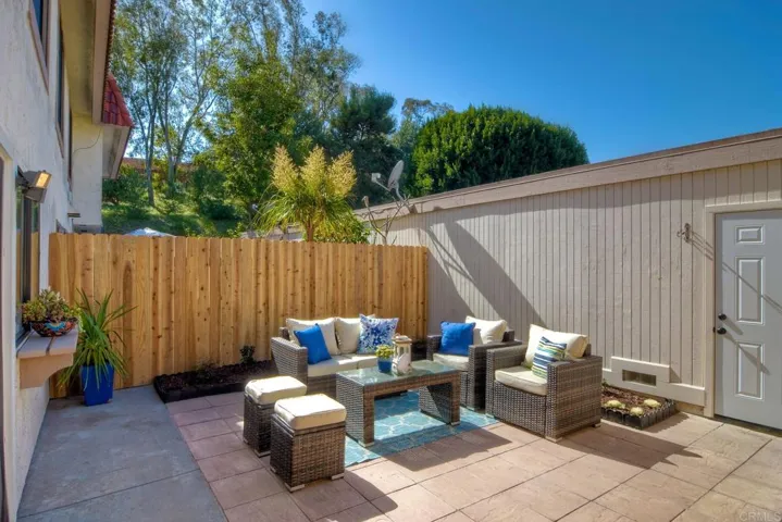 2743 Via Tulipan, Carlsbad, California 92010