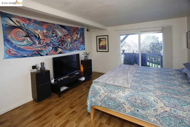 6869 Simson St, Oakland, California 94605