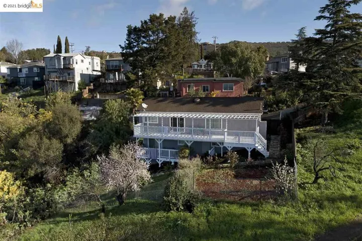 6869 Simson St, Oakland, California 94605