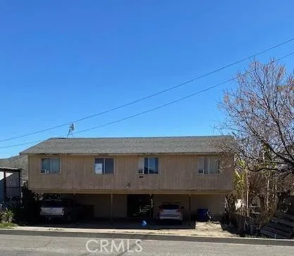 176 Pomegranate Street, Woodlake, California 93286