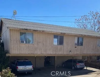 176 Pomegranate Street, Woodlake, California 93286