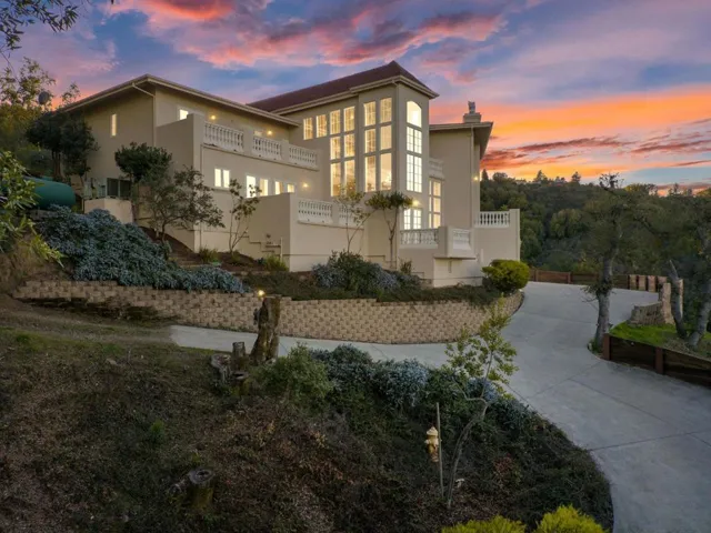 15940 Wildcat Ridge, Saratoga, California 95070