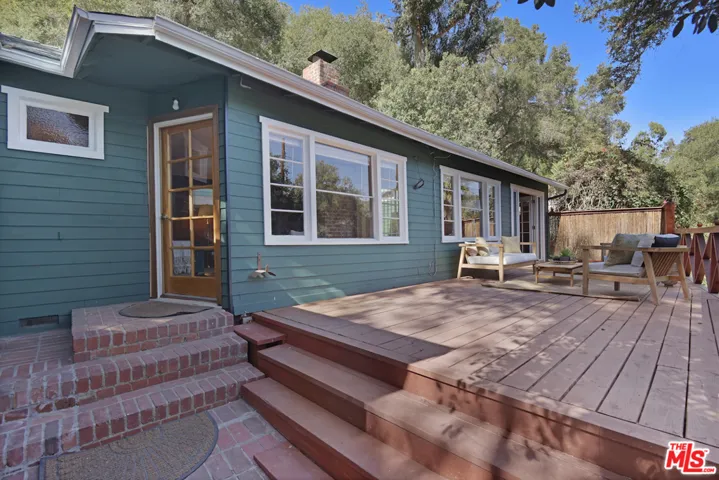19817 Montau Drive, Topanga, California 90290
