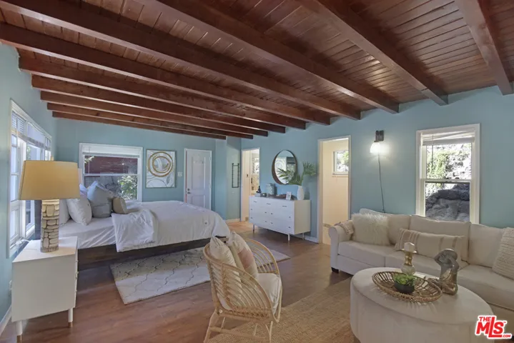 Beam ceilings