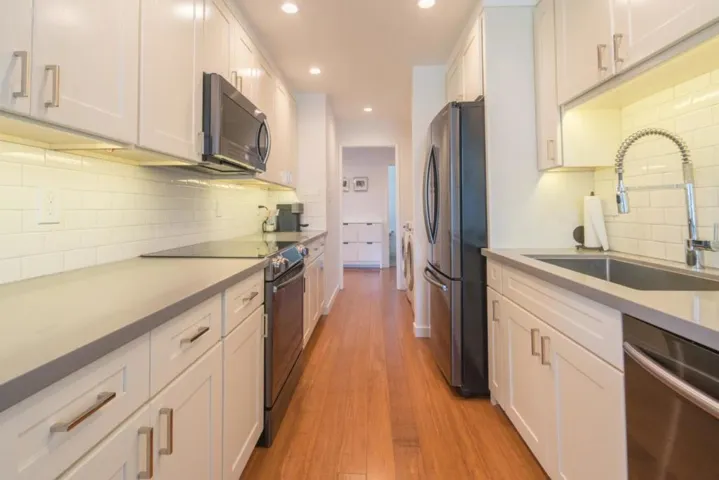 1111 Compass Lane 106, Foster City, California 94404