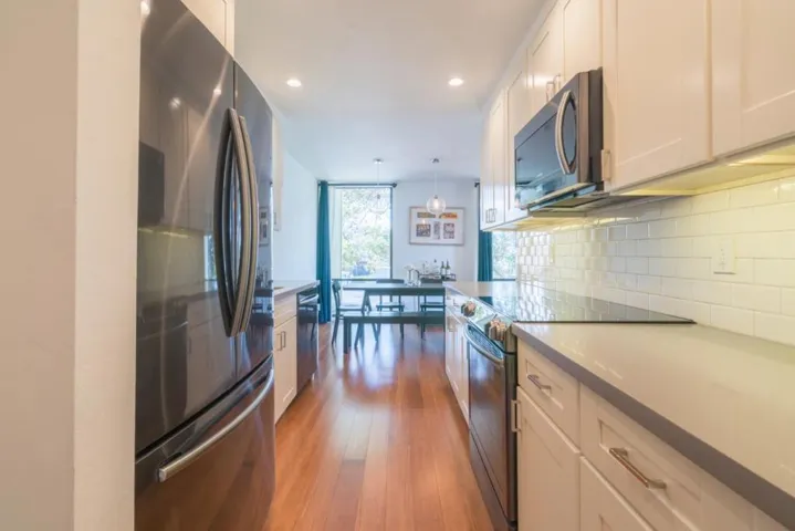 1111 Compass Lane 106, Foster City, California 94404