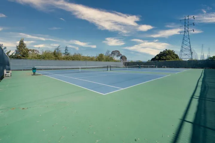 1111 Compass Lane 106, Foster City, California 94404