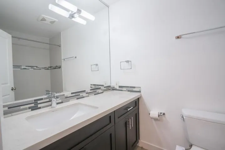 1111 Compass Lane 106, Foster City, California 94404