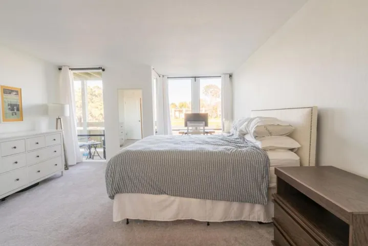 1111 Compass Lane 106, Foster City, California 94404