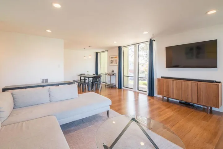 1111 Compass Lane 106, Foster City, California 94404