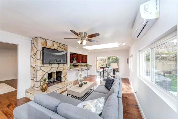 13127 Palm Place, Cerritos, California 90703