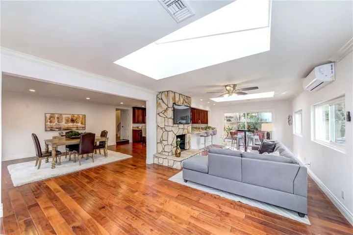 13127 Palm Place, Cerritos, California 90703