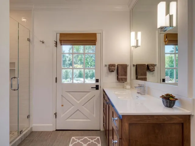 8 Robert South Drive, Menlo Park, California 94025