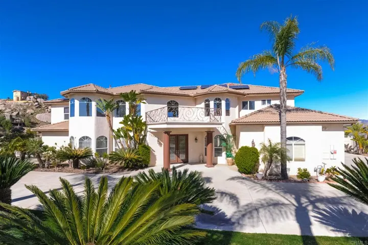 1539 Vista Sierra Dr, El Cajon, California 92019