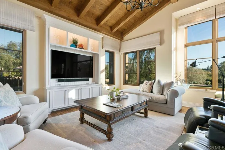 17274 Via Recanto, Rancho Santa Fe, California 92067