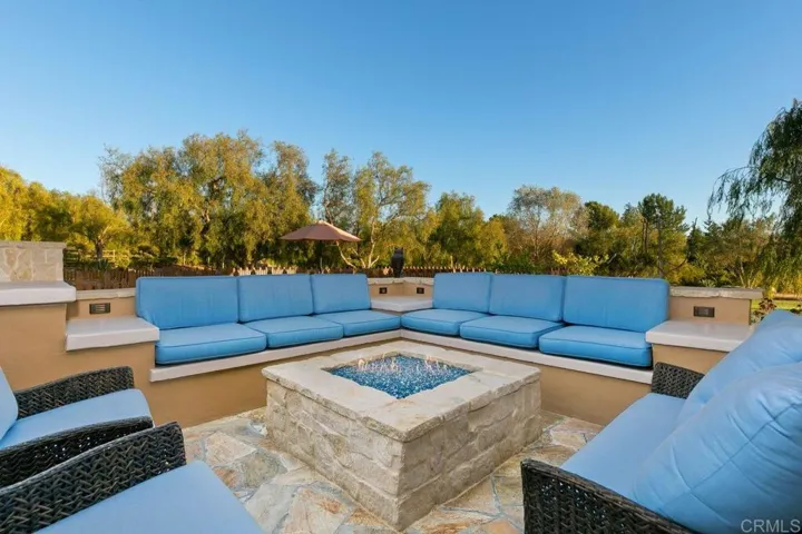 17274 Via Recanto, Rancho Santa Fe, California 92067