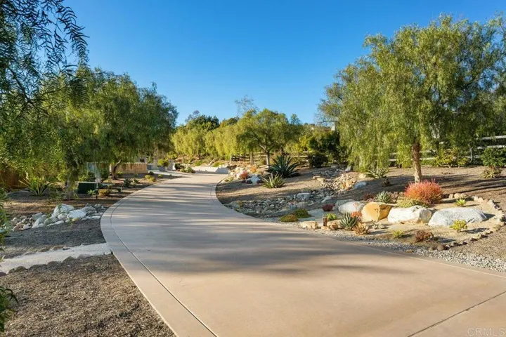 17274 Via Recanto, Rancho Santa Fe, California 92067