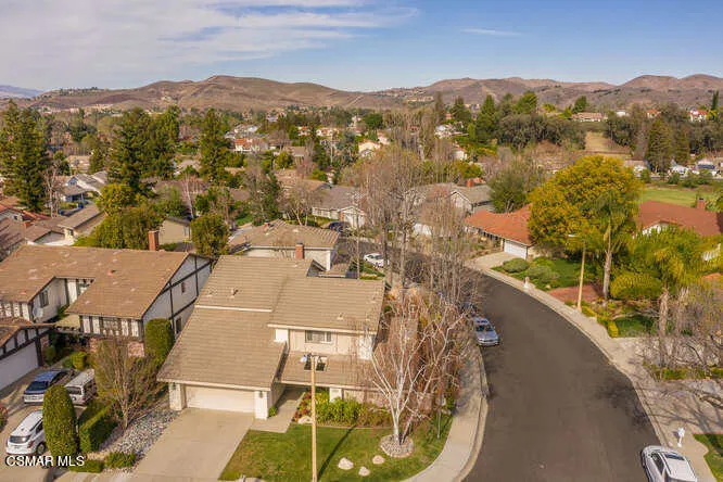 958 Ranch House Rd Westlake-small-001-00